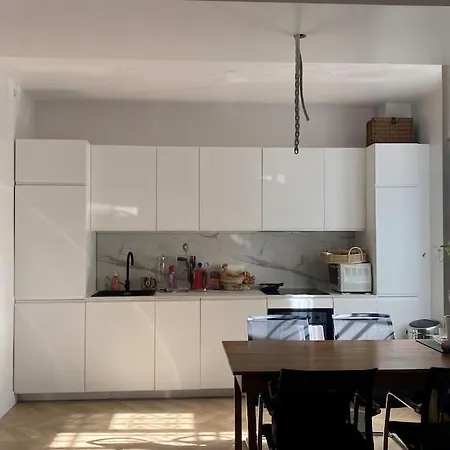 شقة Renovated 16th Flat باريس